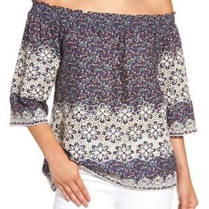 Kut from the Kloth BOHO Off Shoulder top sz S
